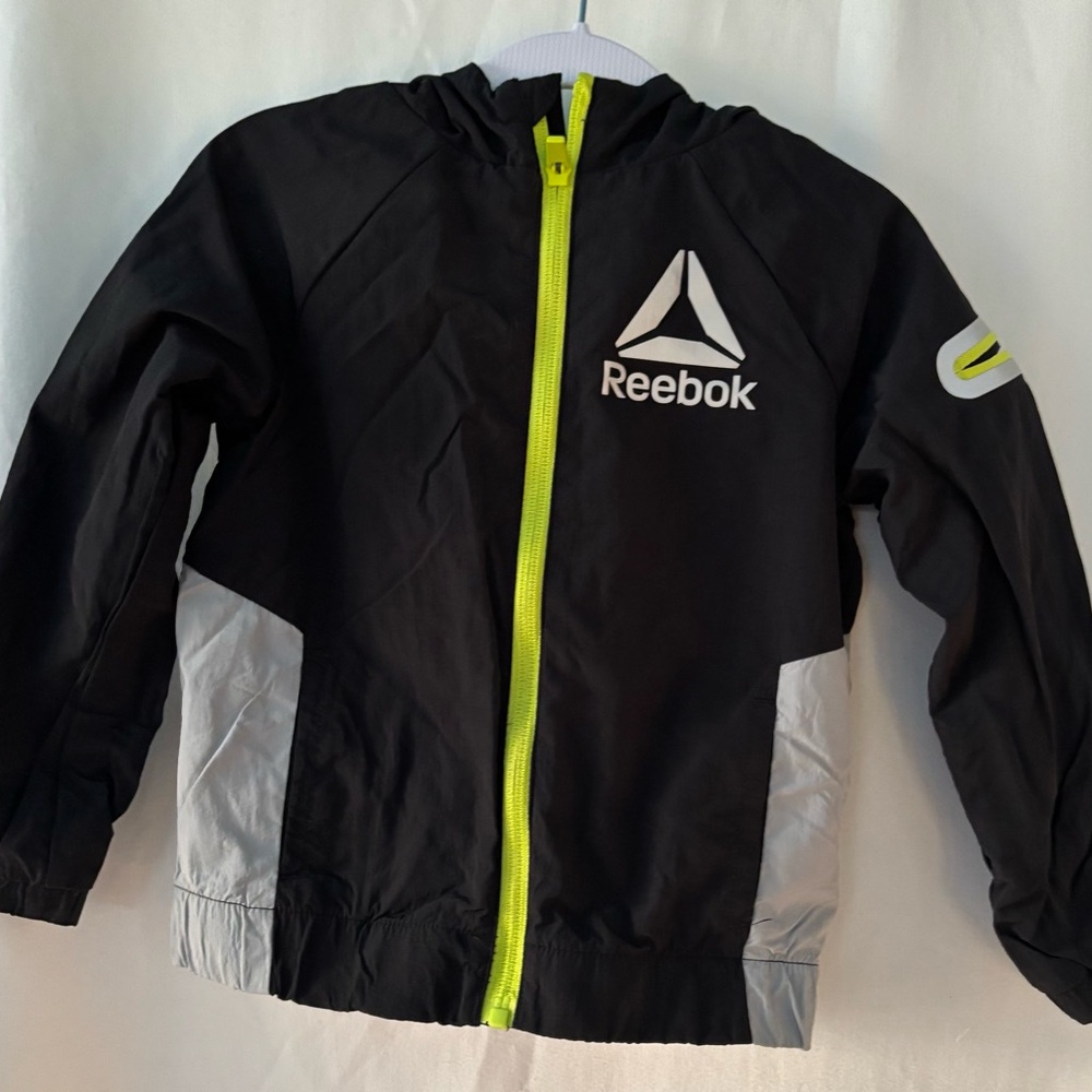 Reebok Black and Gray Hooded Jacket with Neon Accents. Size 3T. Zip‎ up front.